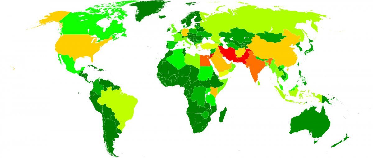 영국 일간지 가디언이 입수해 보도한 미국 국가안보국(NSA)의 ‘세계 열기 지도(Global Heat Map)’. NSA는 국가별 통신 감청 수집량의 차이를 색깔로 표시했는데, 빨간색은 수집량이 가장 많은 곳이고 짙은 초록색은 가장 적은 지역이다. 빨간색으로 표시된 중동 지역의 감청 수집량이 가장 많고 노란색으로 표시된 미국, 중국에서도 상당량의 감청이 이뤄졌음을 알 수 있다. 신간은 오늘날 미국이 눈에 보이지 않는 길인 ‘광섬유 케이블’을 통해 세계를 통제하고 있다고 주장한다. 사진 출처 위키피디아