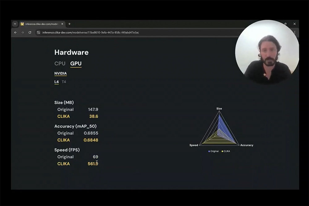 벤 아사프 클리카 CTO가 일반 AI 모델과 클리카 압축 모델을 비교 소개 중이다 / 출처=클리카