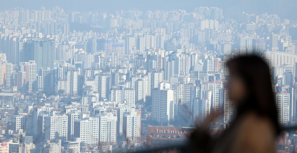 서울 남산에서 바라본 시가지 모습. 2024.1.30/뉴스1