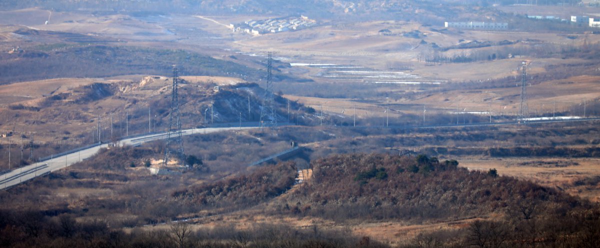 11일 경기도 파주시 민통선 내 도라산 전망대에서 바라본 북한지역.  2018.1.11/뉴스1 ⓒ News1