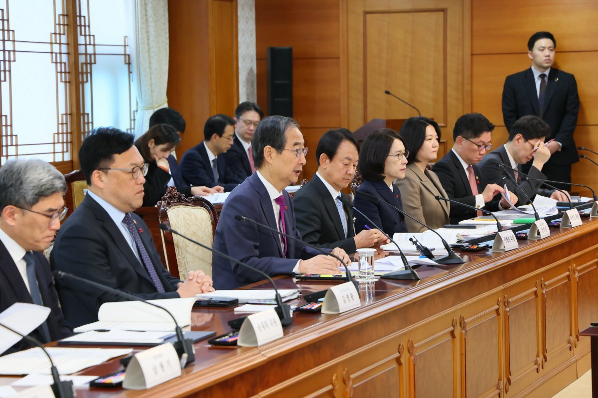 한덕수 대통령 권한대행 국무총리가 20일 서울 종로구 정부서울청사에서 열린 제7차 국가첨단전략산업위원회에서 모두발언을 하고 있다. 총리실 제공