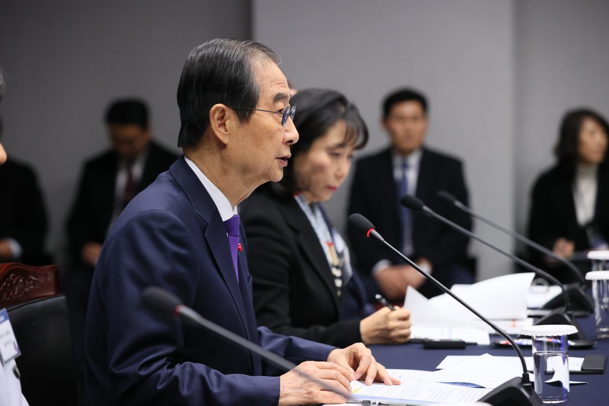 한덕수 대통령 권한대행 국무총리가 26일 서울 용산구 국립중앙박물관에서 열린 제9차 국가관광전략회의에서 모두발언을 하고 있다. (총리실 제공) 2024.12.26/뉴스1