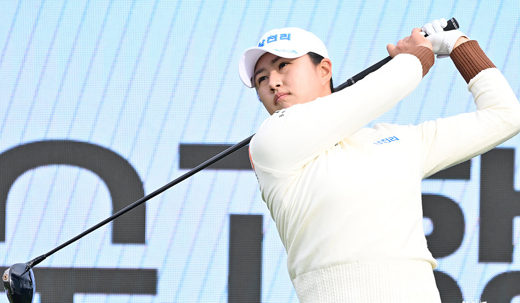 이번 시즌 한국여자프로골프(KLPGA)투어에서 공동 다승왕을 차지한 마다솜은 “시즌 막판에 욕심을 버리니 드라이버 샷이 잘돼 시즌을 잘 마무리할 수 있었다”고 했다. KLPGA투어 제공