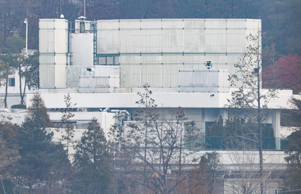 [서울=뉴시스] 윤석열 대통령 체포영장 유효기간 만료일인 6일 오전 서울 용산구 한남동 대통령 관저. 2025.01.06.