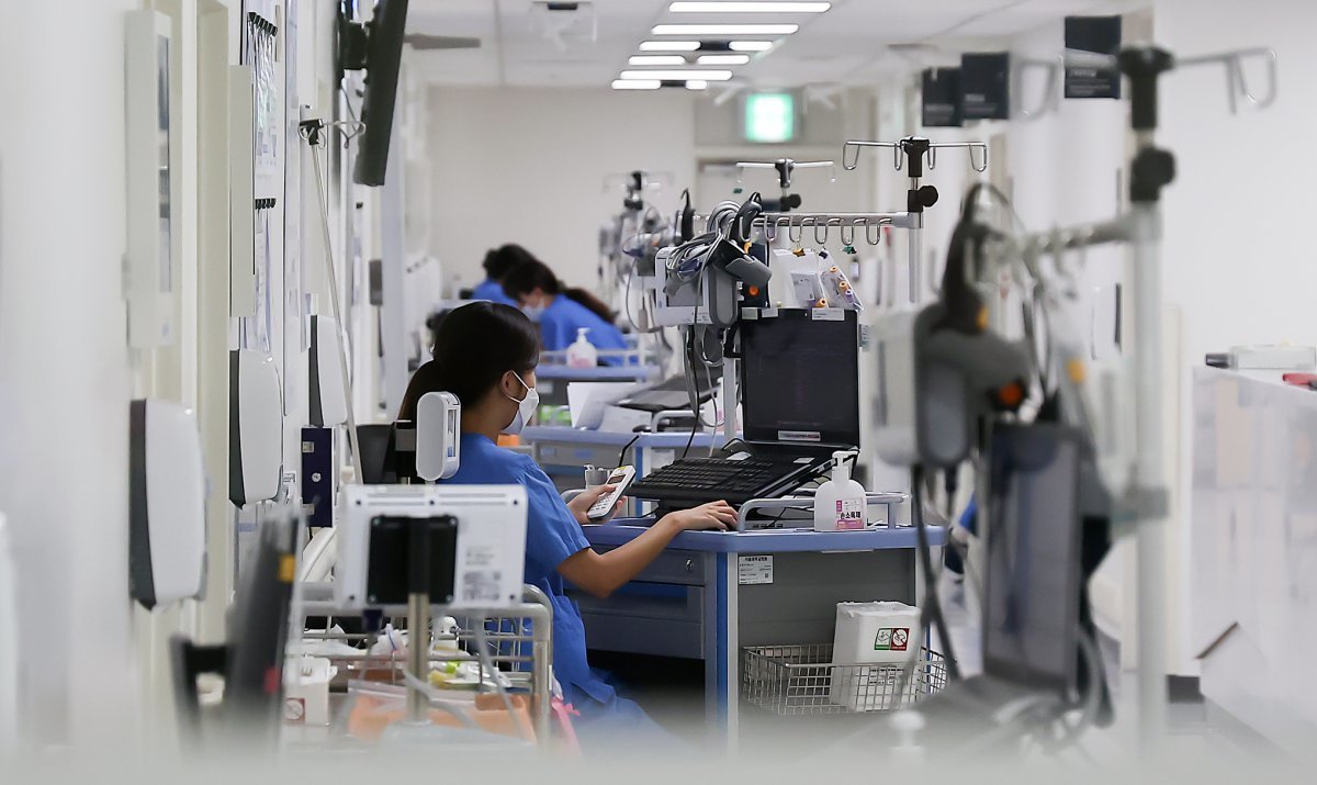 12일 서울 시내 한 대학병원에서 간호사들이 업무를 보고 있다. . 2025.3.12/뉴스1 ⓒ News1