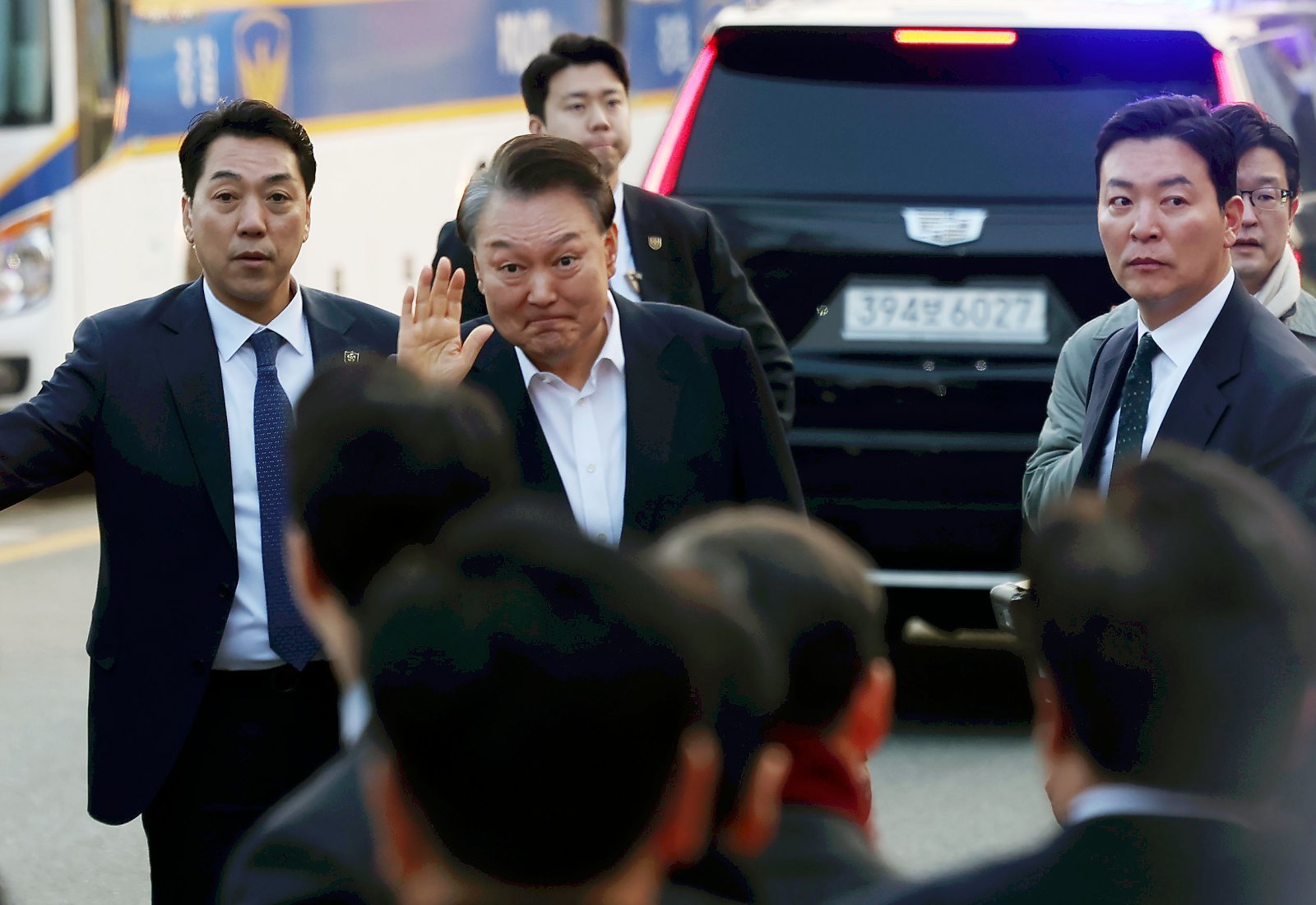 경호처, 尹체포방해 공식 사과…“계엄 당시 부적절한 처신”