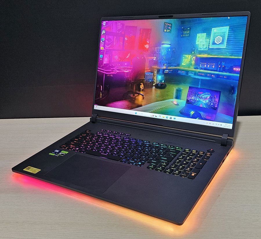 에이수스의 2025년형 ROG 스트릭스 G18(ASUS ROG Strix G18, G815) / 출처=IT동아