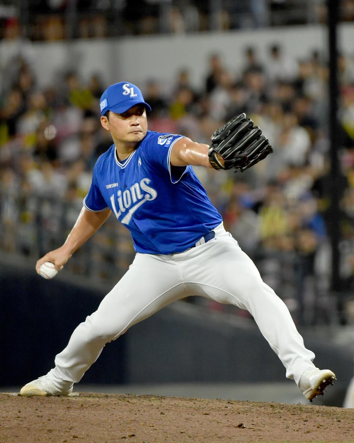 9일 오후 광주 북구 광주-기아챔피언스필드에서 열린 프로야구 KIA 타이거즈 대 삼성 라이온즈의 경기, 9회말 무사에서 등판한 삼성 마무리 투수 오승환이 역투하고 있다. 2024.08.09 뉴시스