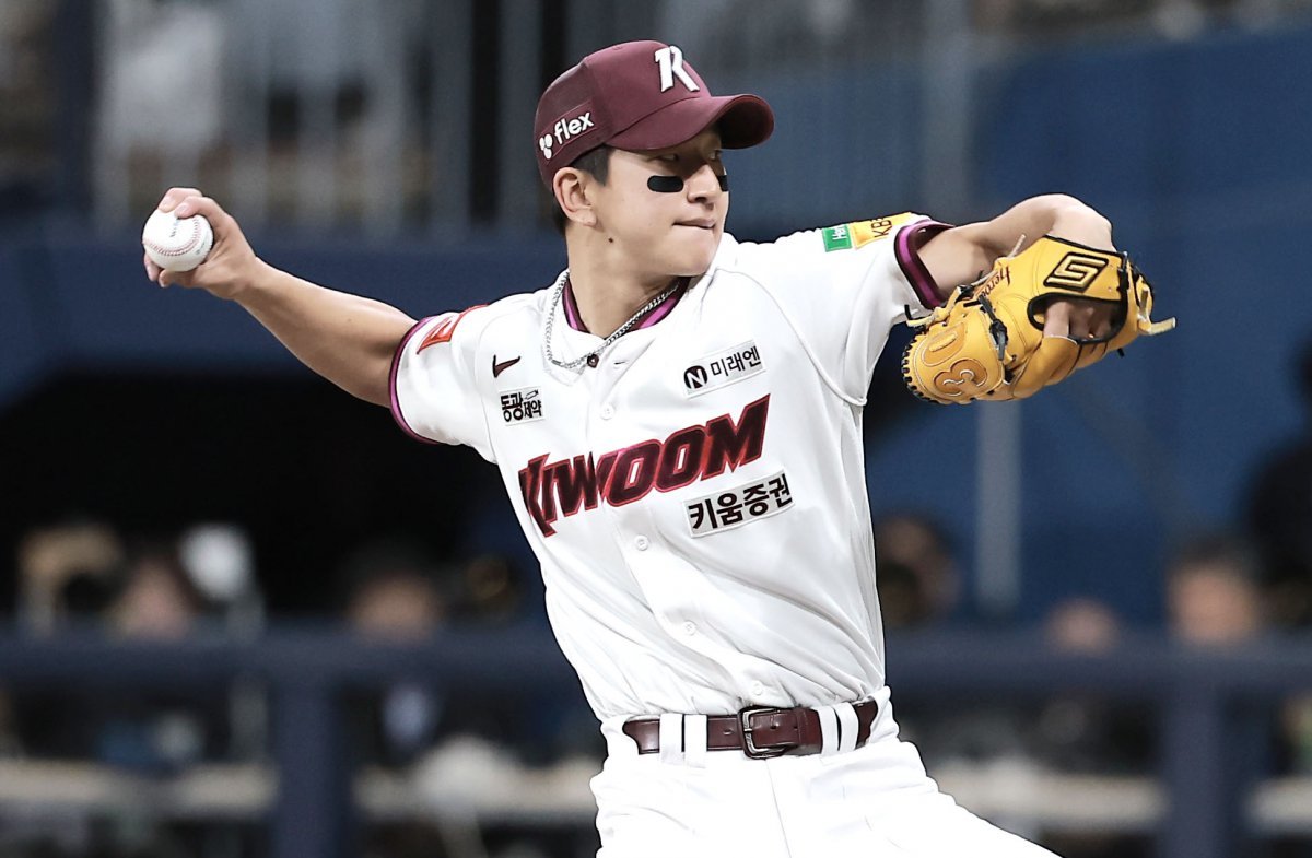 9일 서울 구로구 고척스카이돔에서 열린 2025 KBO리그 한화 이글스 대 키움 히어로즈의 경기, 키움 투수 주승우가 역투하고 있다. 2025.05.09 뉴시스