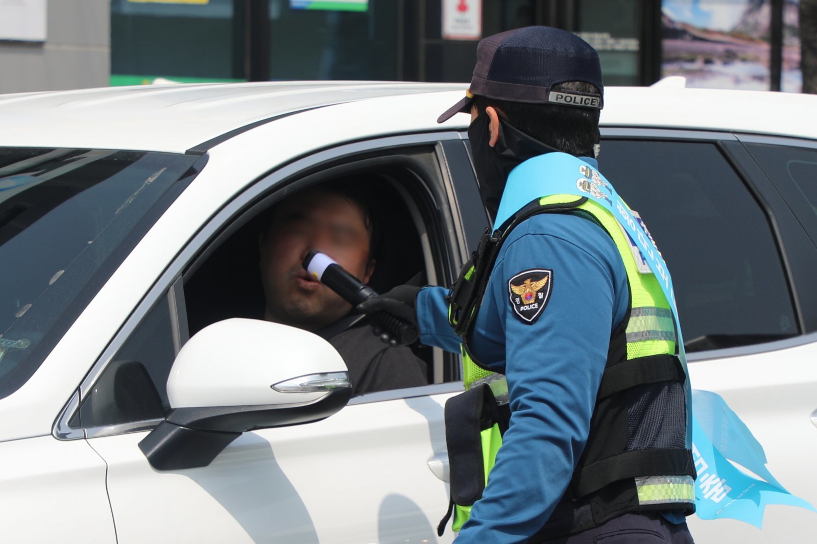 제주 서귀포시 1호광장 인근 도로에서 음주운전 단속이 진행되고 있다. (기사 내용과 무관함.)2025.4.10/뉴스1