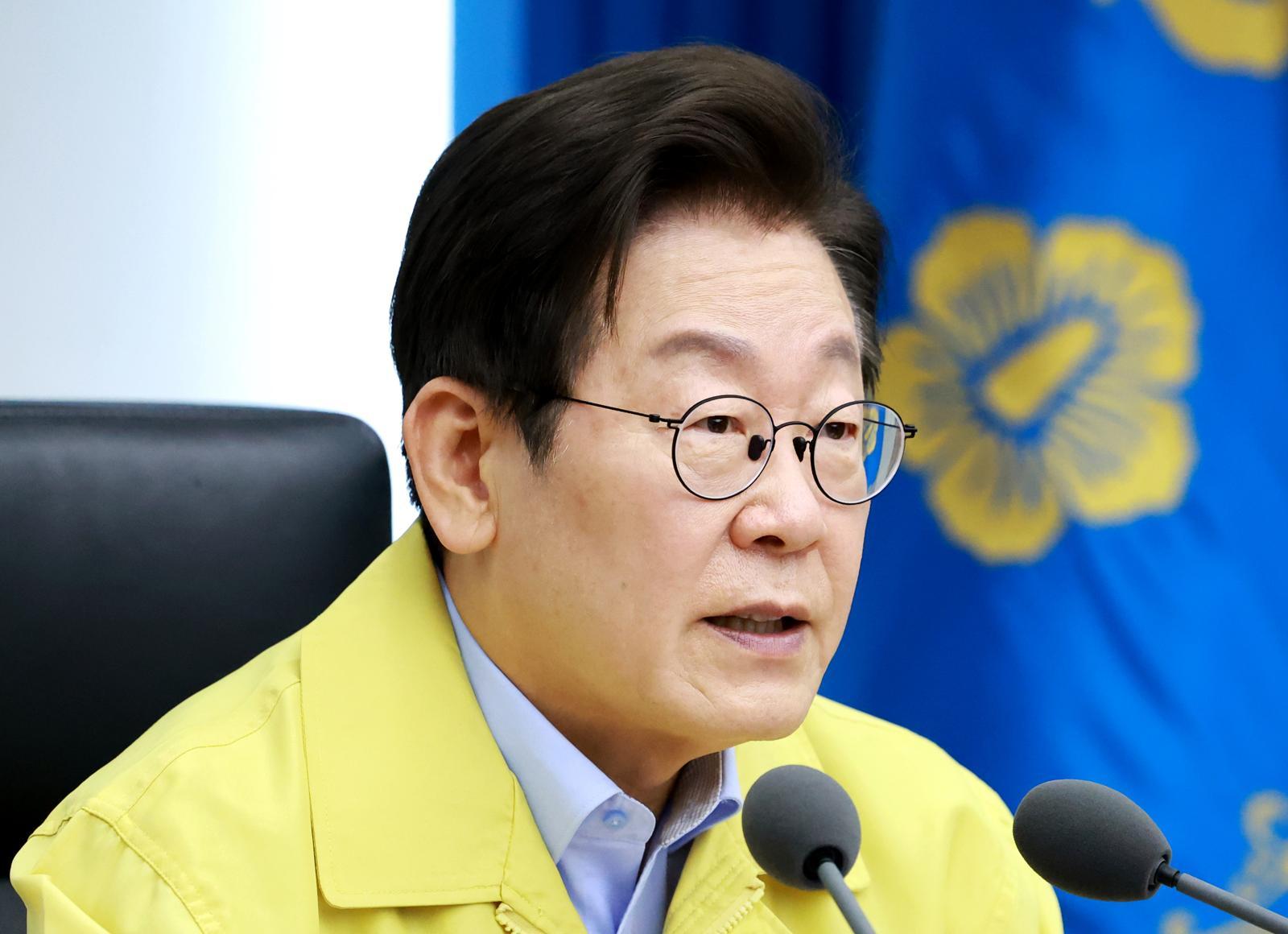 이재명 대통령이 21일 서울 용산 대통령실 청사에서 열린 제8차 수석·보좌관 회의에서 발언하고 있다. (대통령실통신사진기자단) 뉴시스