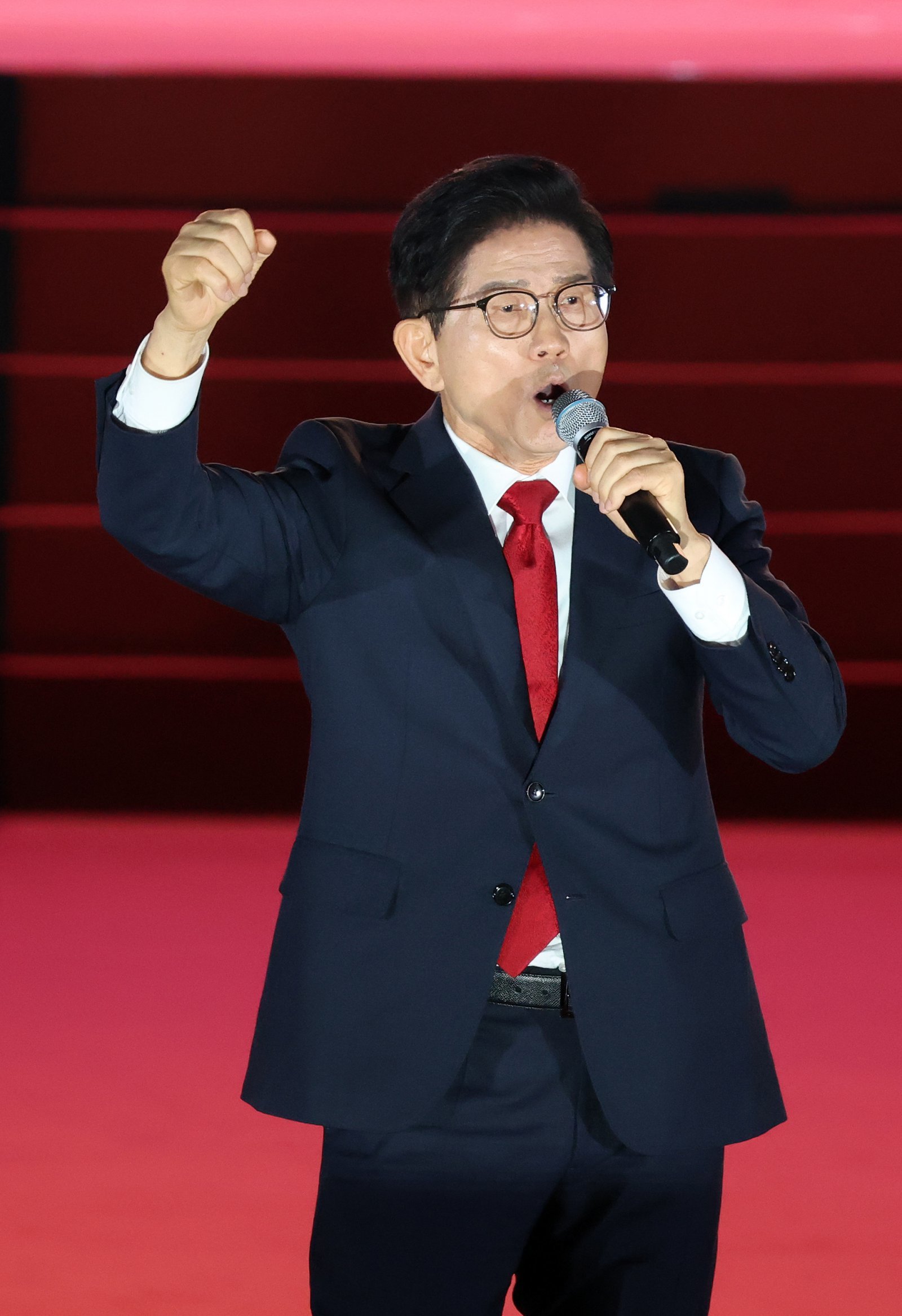 김문수 국민의힘 대표 후보가 22일 오후 충북 청주 오스코에서 열린 국민의힘 제6차 전당대회에서 비전발표를 하고 있다. (공동취재) 2025.08.22. 청주=뉴시스