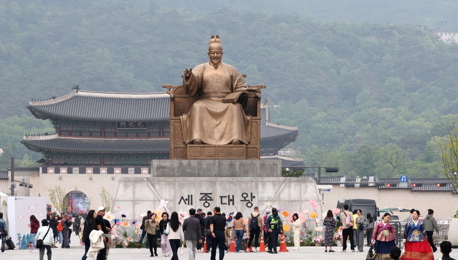 지난 5월 15일, 세종대왕 탄신일을 기념하려 모인 사람들. (출처=뉴시스)