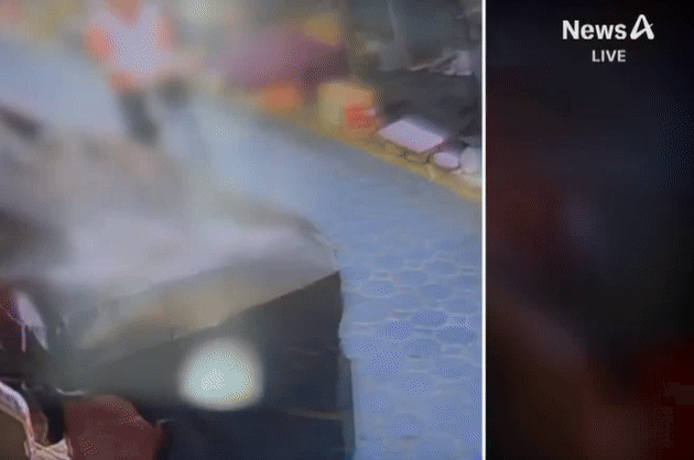 시장 한복판서 2세 아이 데려가는 60대 남성. 채널A 영상