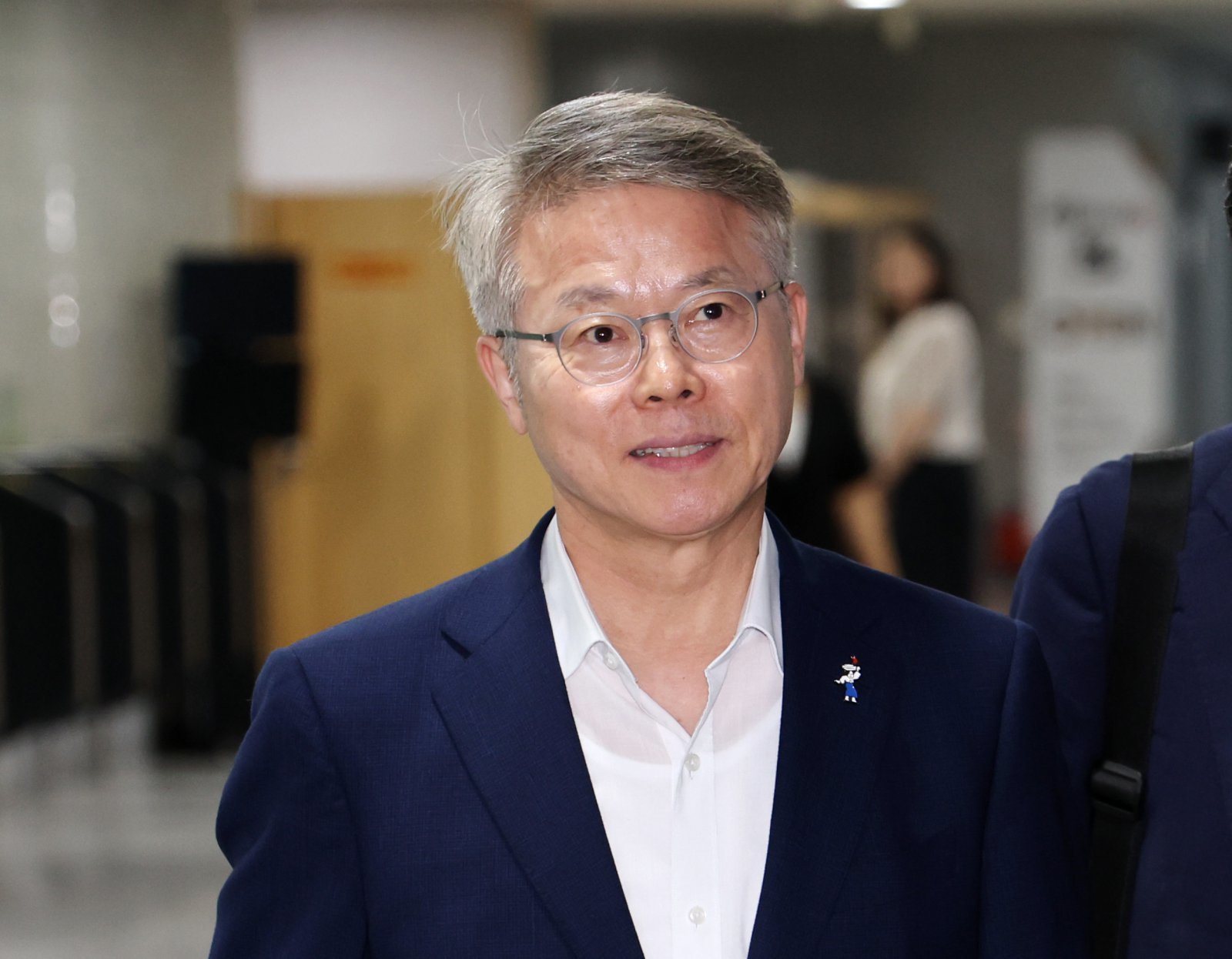 민형배 더불어민주당 국민주권 검찰 정상화 특위(검개특위) 위원장이 26일 오후 서울 여의도 국회 의원회관에서 열린 회의에 참석하고 있다. 2025.08.26.[서울=뉴시스]