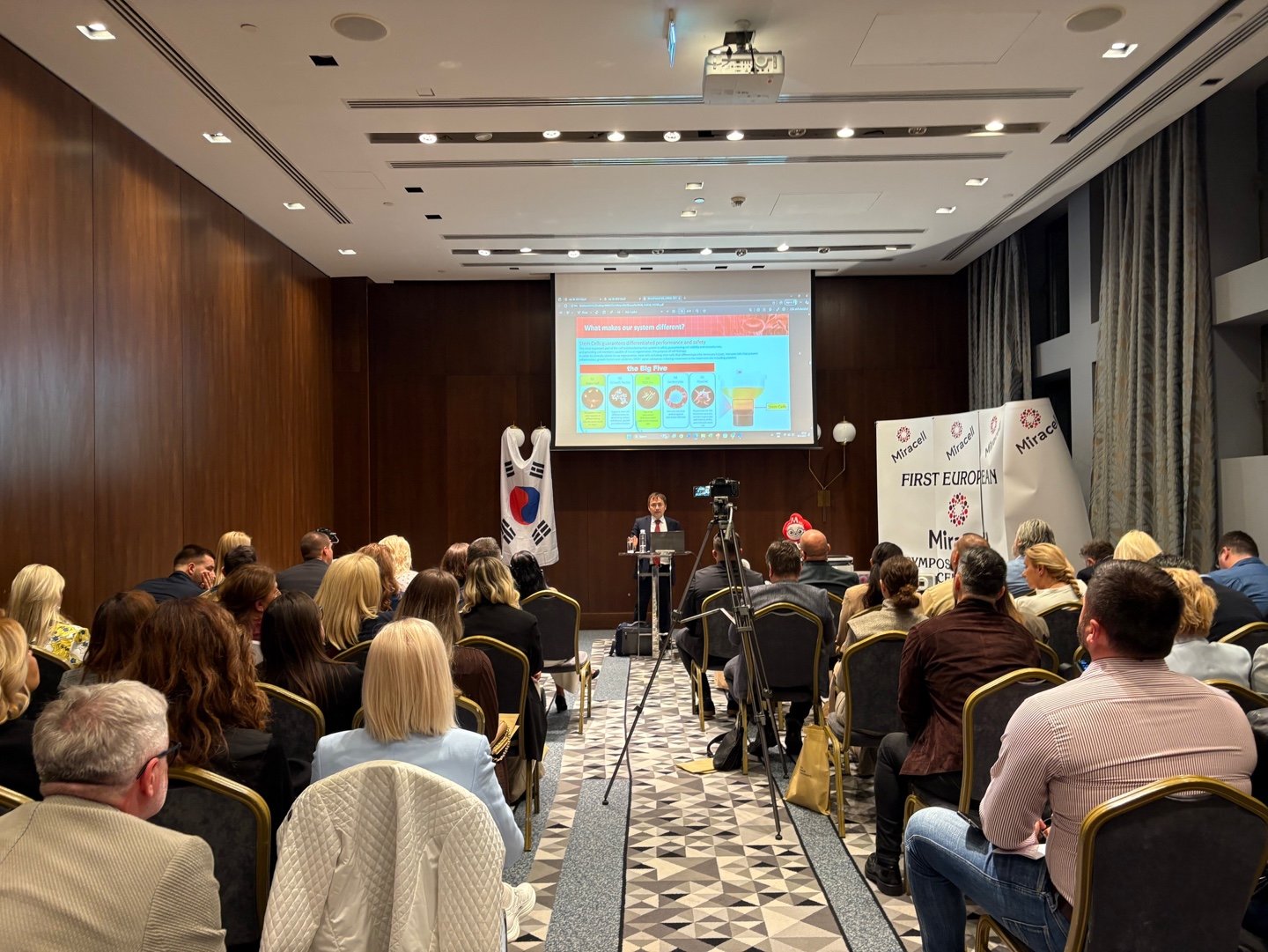 지난달 30일 세르비아 베오그라드의 메트로폴 팰리스 호텔에서 유럽 재생의학 심포지엄이 개최됐다. 미라셀 제공