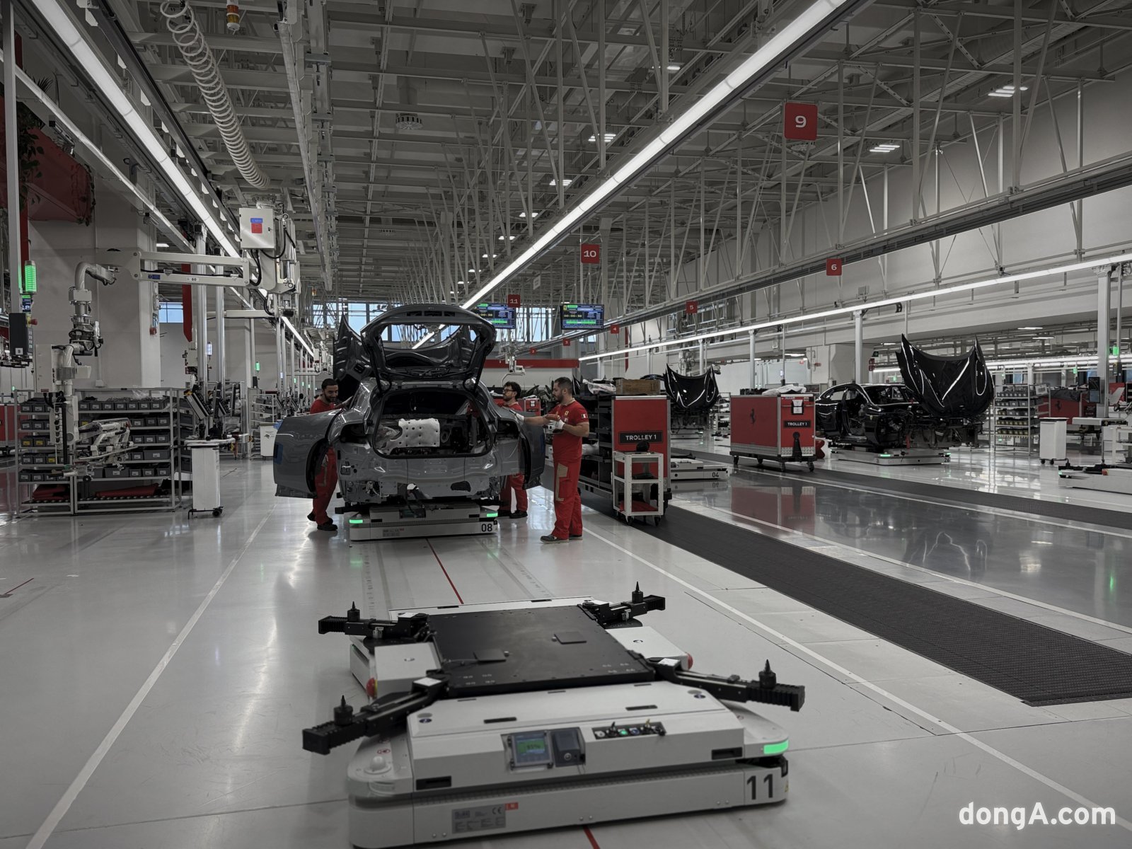 페라리 핵심 차량 제작기지 E빌딩 내부.