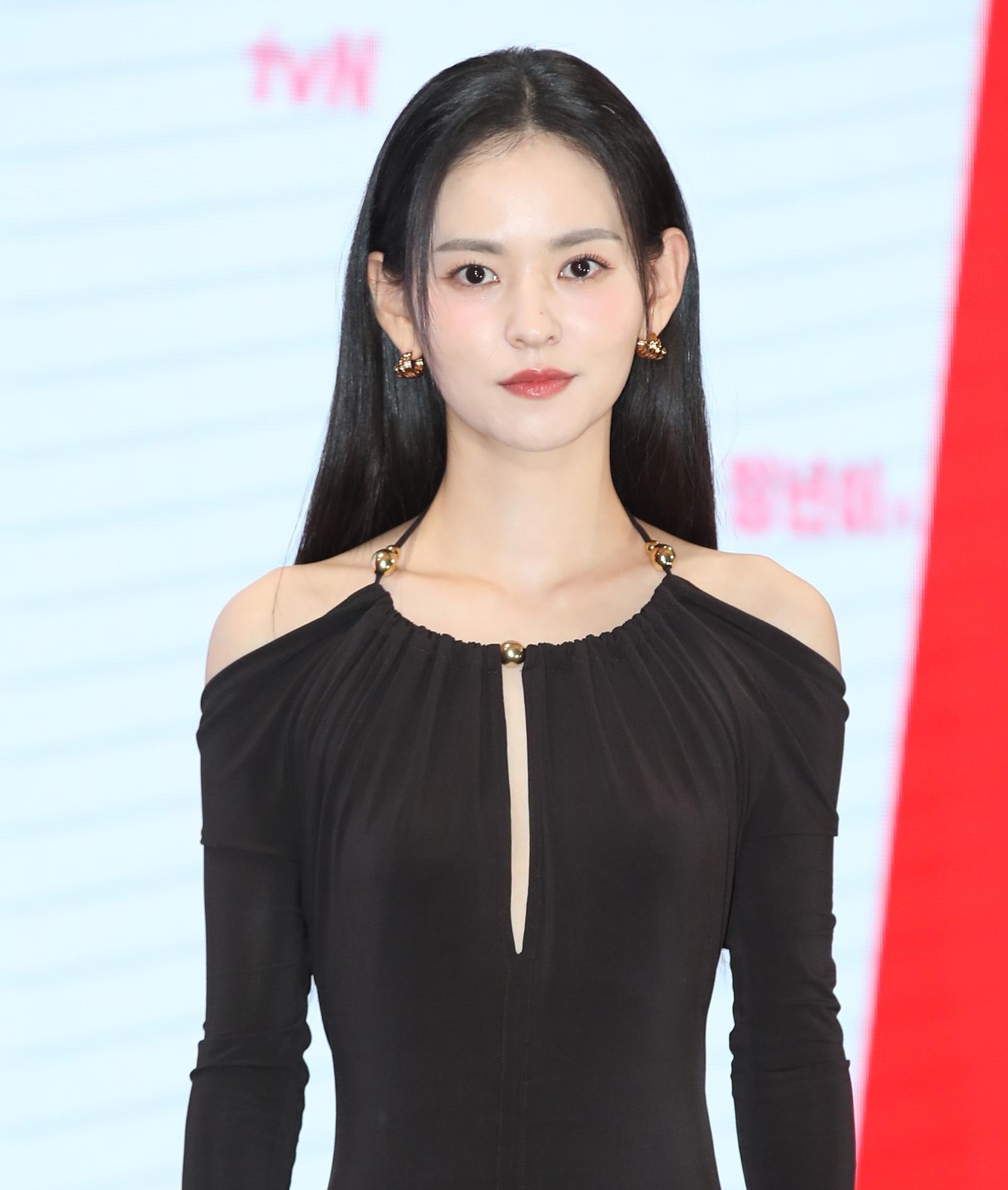 배우 김윤혜가 오는 25일 비연예인 예비 신랑과 결혼한다. 소속사는 “평생의 동반자를 만났다”며 따뜻한 축복을 부탁했다. ⓒ News1