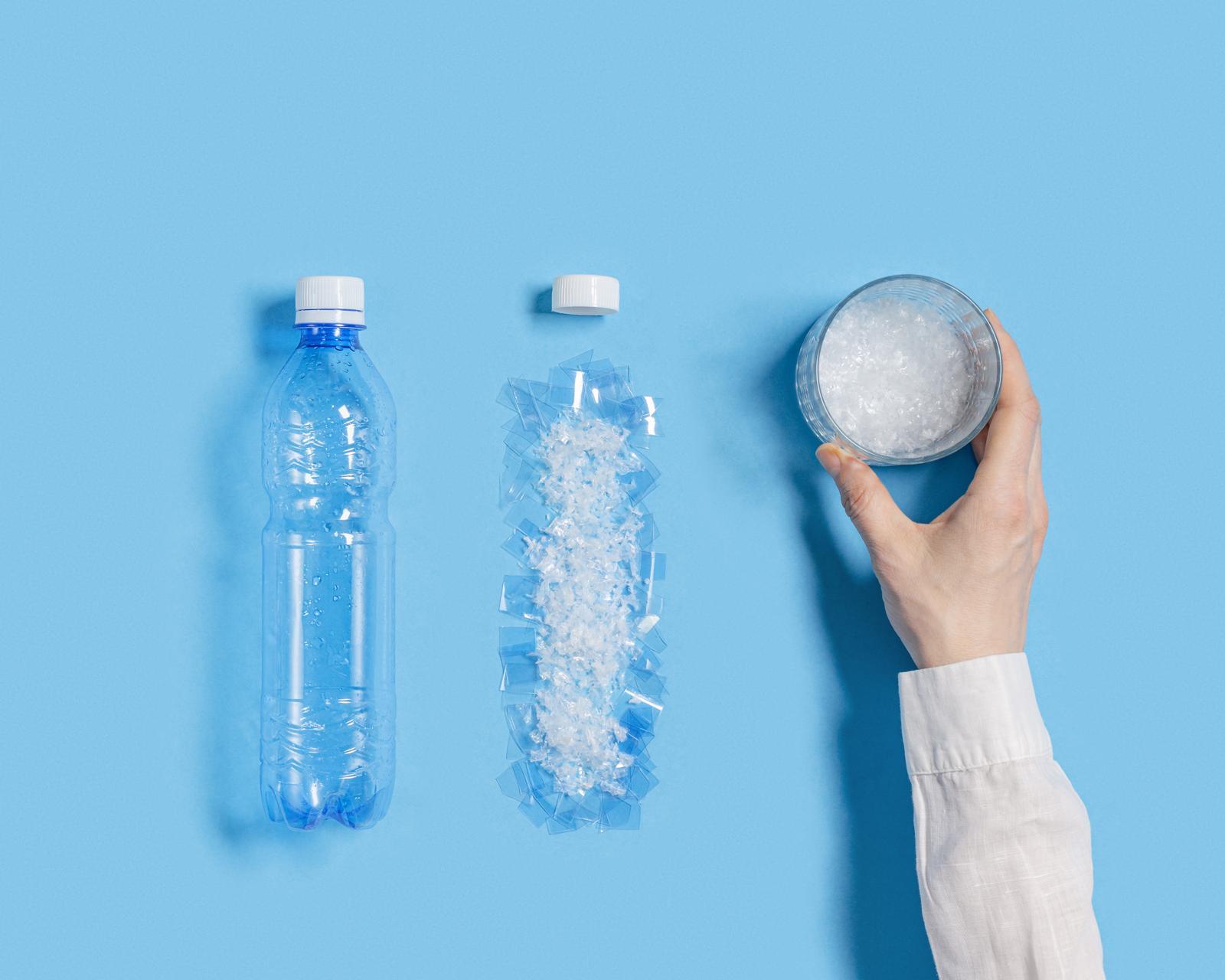 연구진은 미세 플라스틱의 체내 축적·호르몬 교란 위험을 경고하며 정책 대응을 촉구했다. 게티이미지