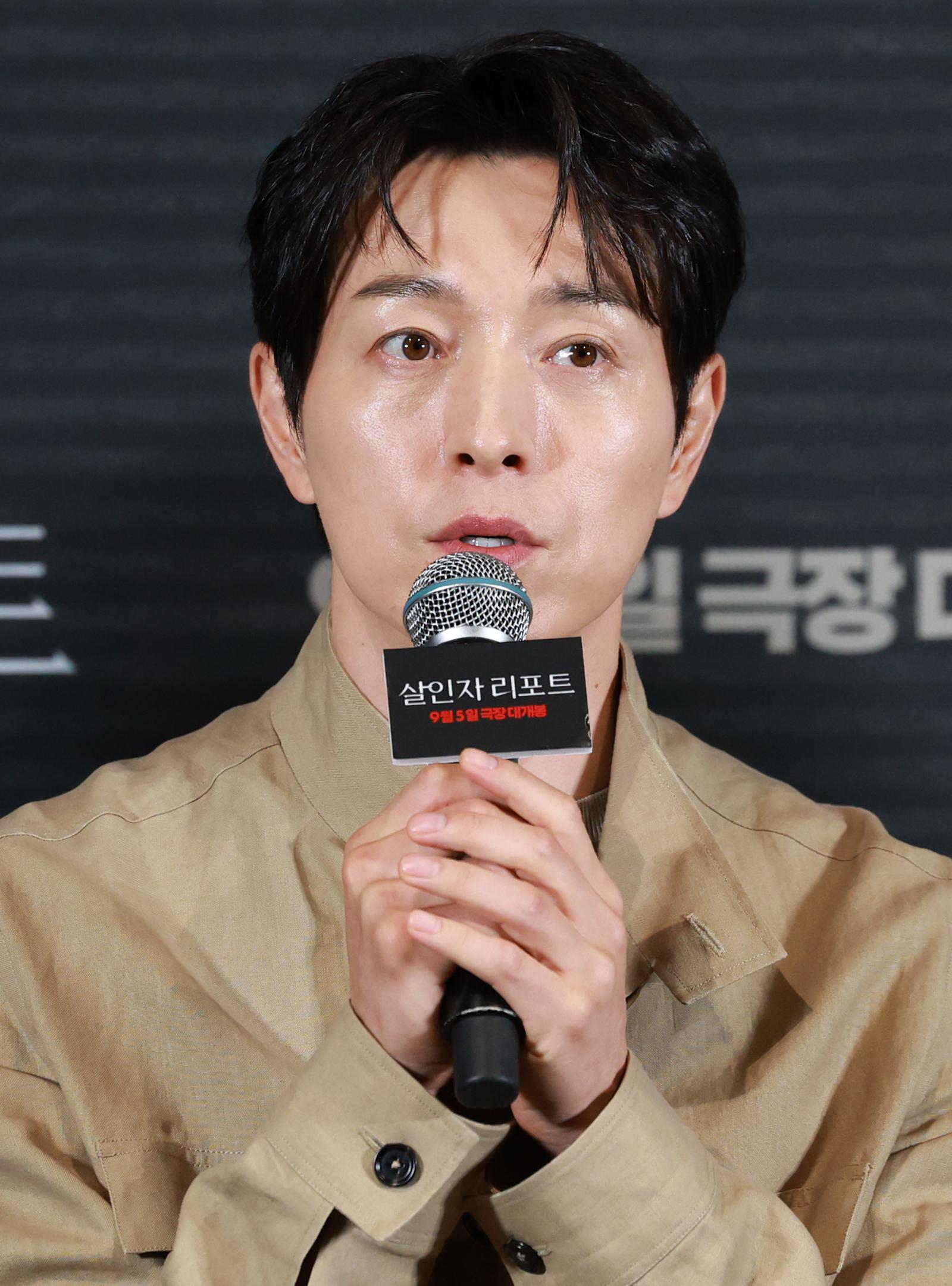 배우 정성일이 결혼 9년 만에 이혼했다. 소속사는 “서로의 합의로 결혼 생활을 마무리했으며, 아이 양육에 최선을 다하겠다”고 밝혔다. ⓒ News1