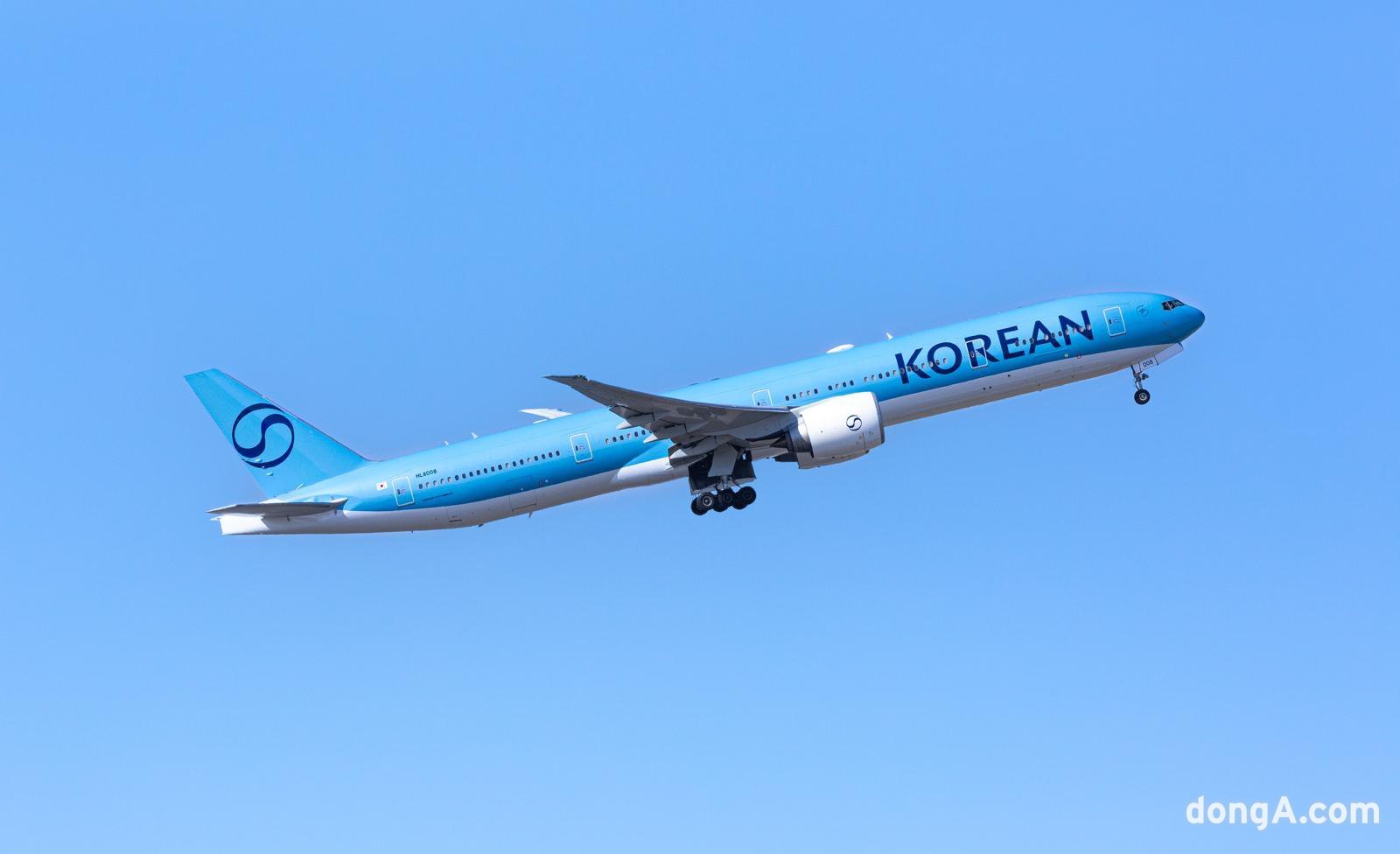 대한항공 보잉 B777-300ER.