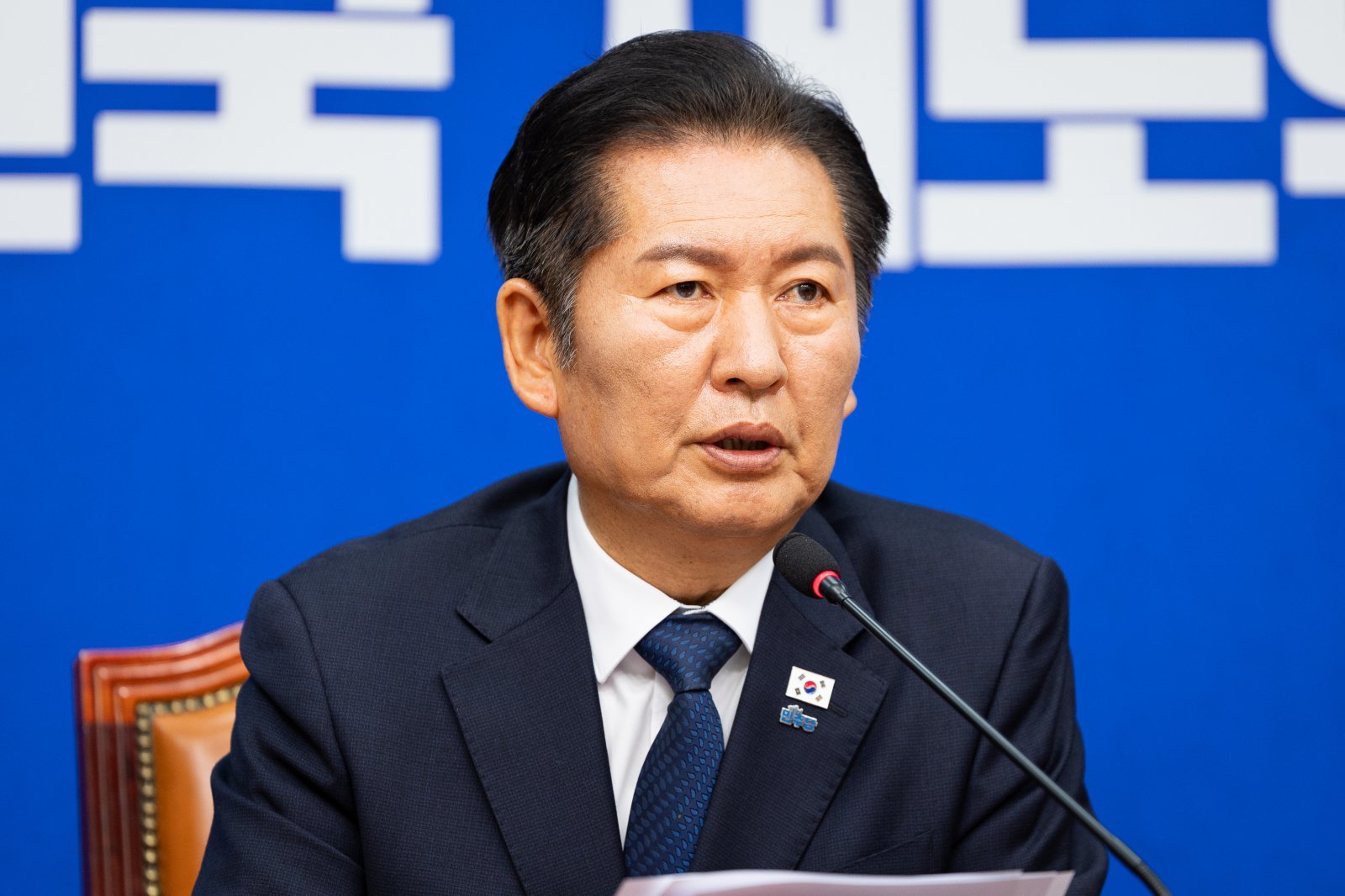 정청래 더불어민주당 대표가 15일 서울 여의도 국회에서 열린 최고위원회의에서 모두 발언을 하고 있다. 2025.10.15/뉴스1