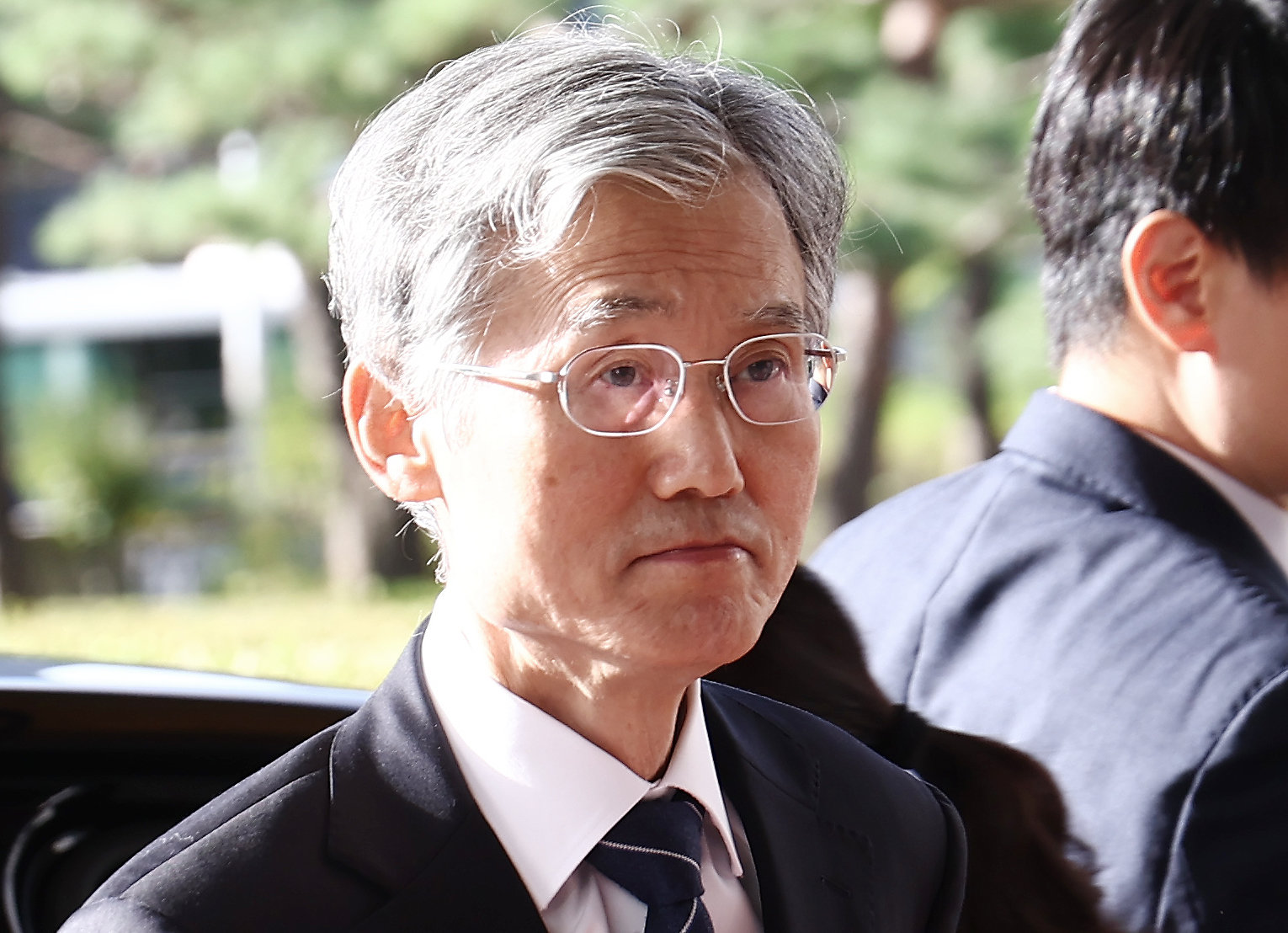 조희대 대법원장이 15일 오전 서울 서초구 대법원으로 출근하고 있다. 2025.10.15/뉴스1