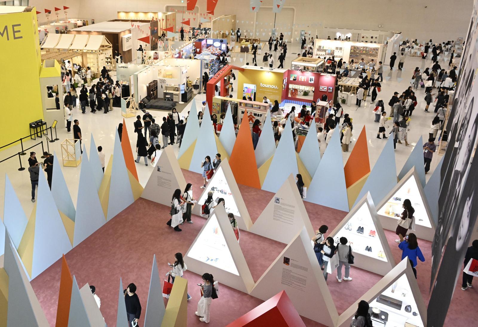 서울디자인위크가 DDP디자인페어에서 15일부터 26일까지 열린다. 서울디자인재단 제공