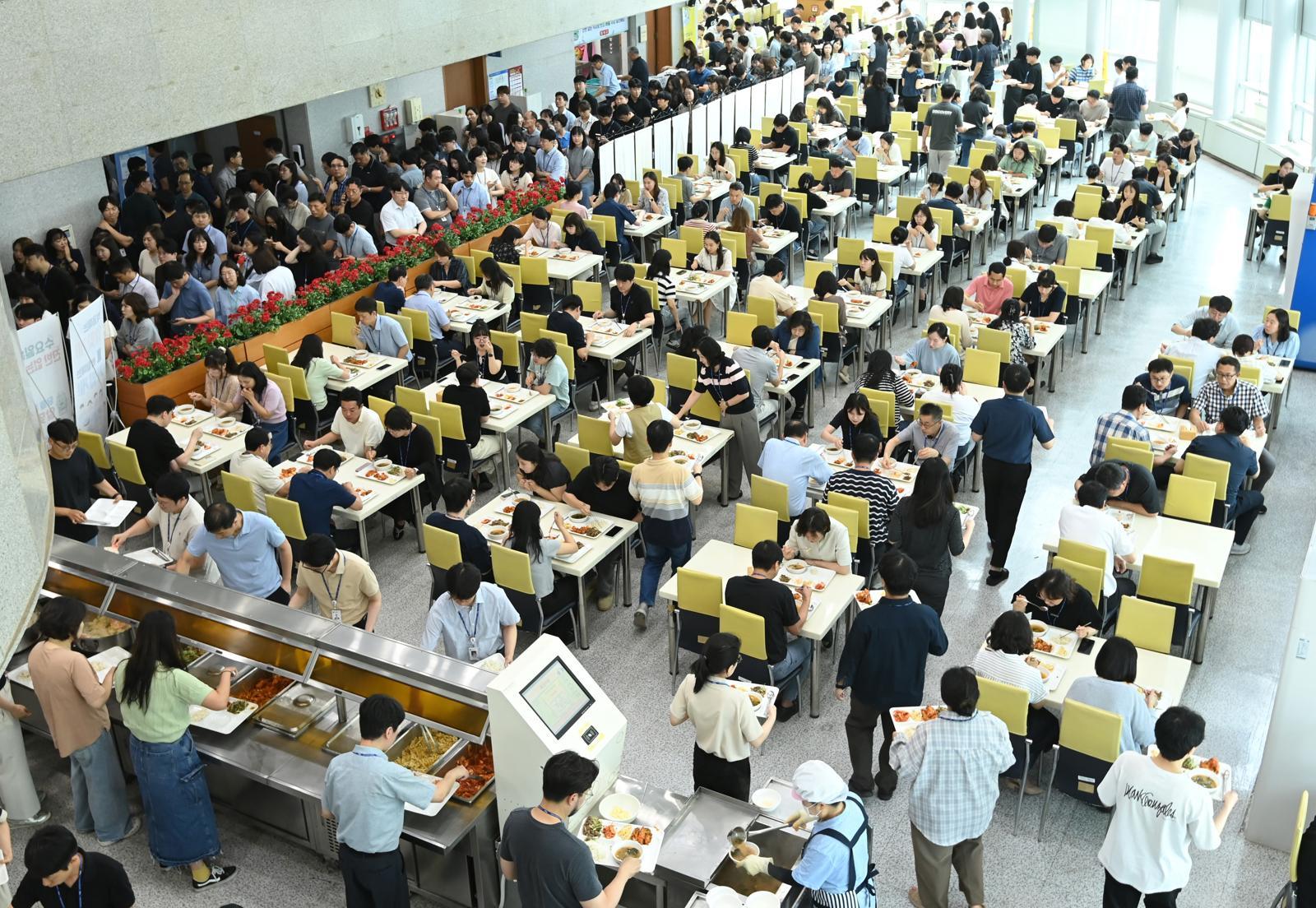 [김순덕의 도발]내년엔 먹고살기 좀 좋아질까