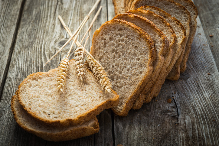 공장에서 대량 생산한 통곡물빵은 표신된 영양성분에 비해 심장 보호 효과는 거의 없는 것으로 드러났다.  사진=게티이미지코리아.