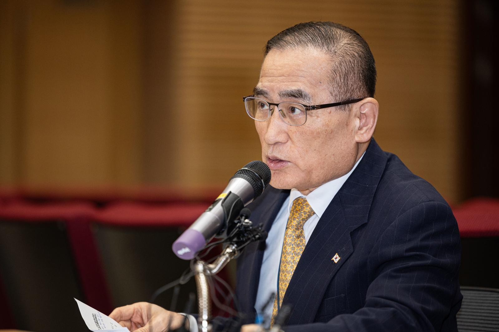 위성락 국가안보실장이 지난 15일 서울 용산 대통령실 청사에서 한국인 대상 납치·감금 범죄가 급증하는 캄보디아에 대한 대응 현황 브리핑을 하고 있다. 2025.10.15 뉴스1