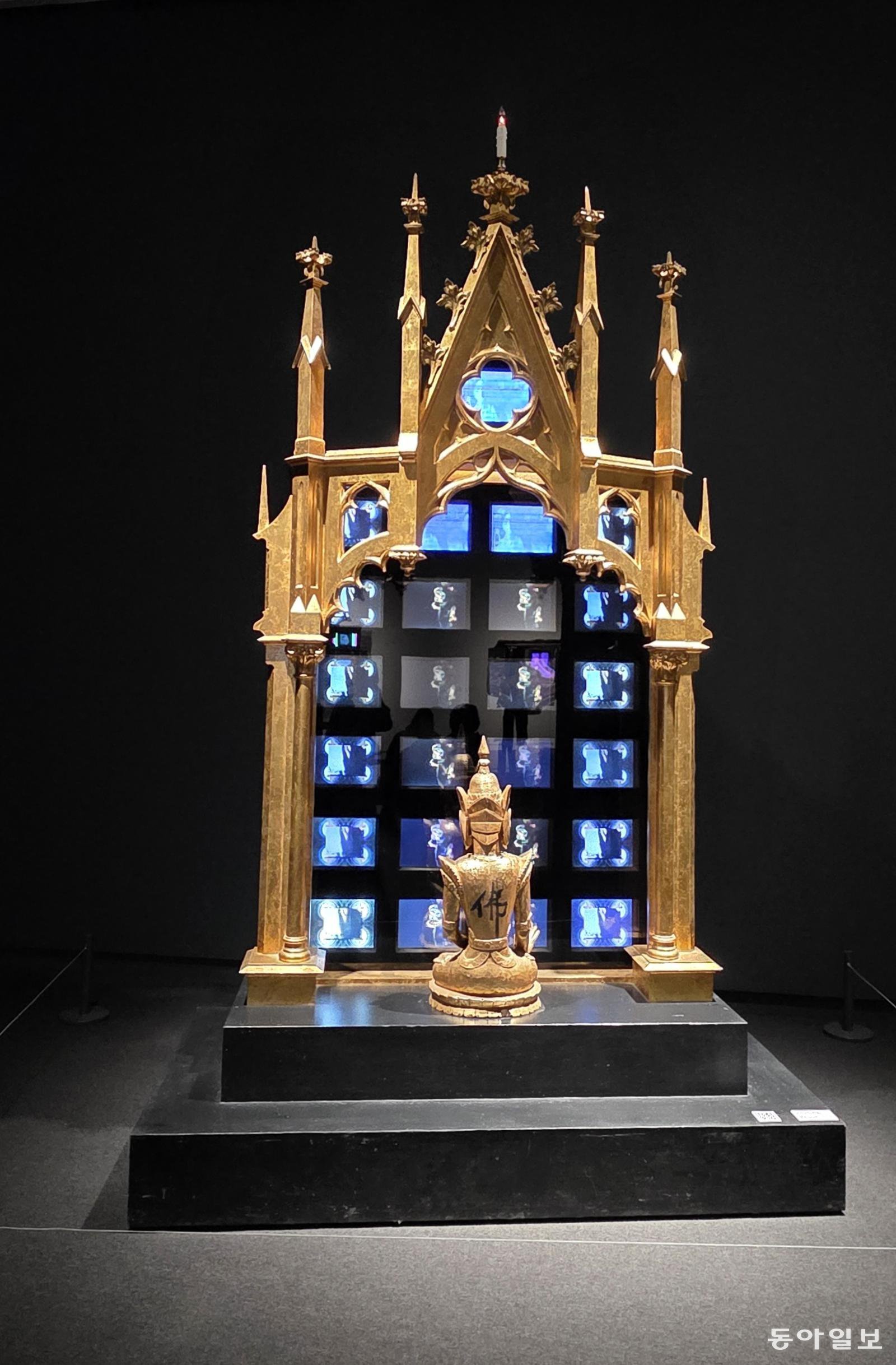 백남준의 ‘나의 파우스트’ 중 ‘영혼성’. 경주=김선미 기자 kimsunmi@donga.com