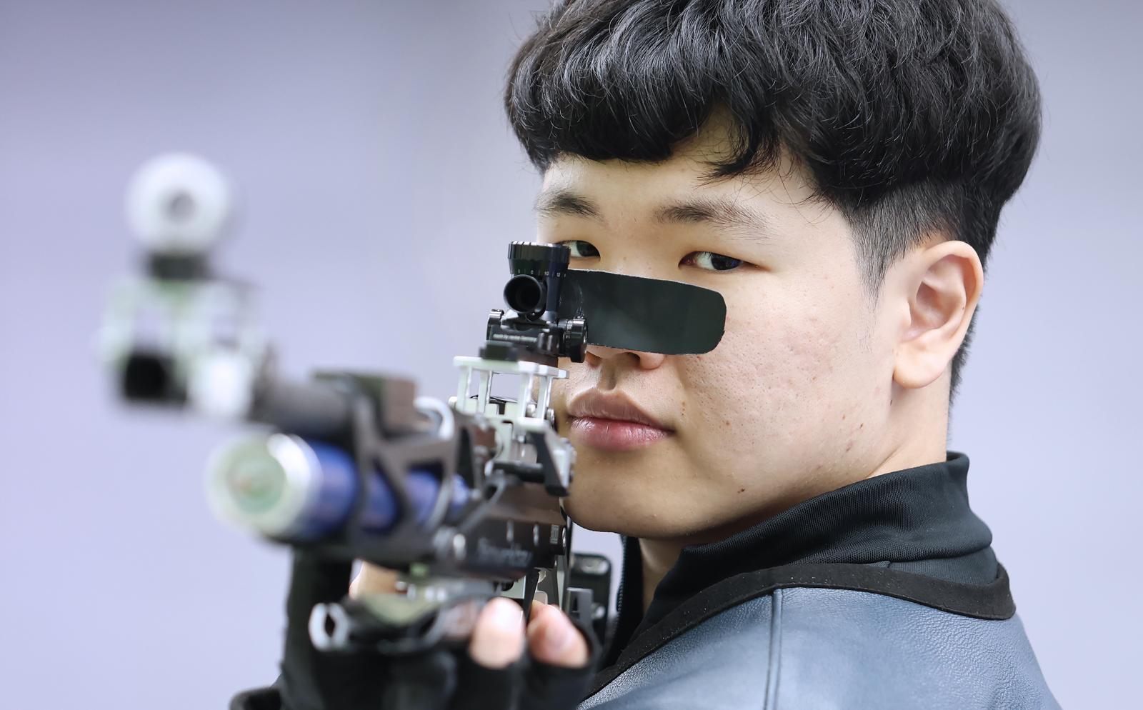‘평정심의 사수’ 김우림, 비장애인 국가대표 선발…韓 사격 새 역사