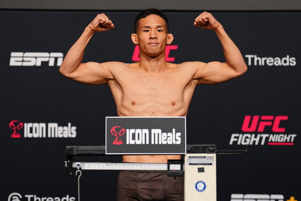 새 무기 장착 박현성, UFC 랭킹 진입 재도전…19일 14위 실바와 대결
