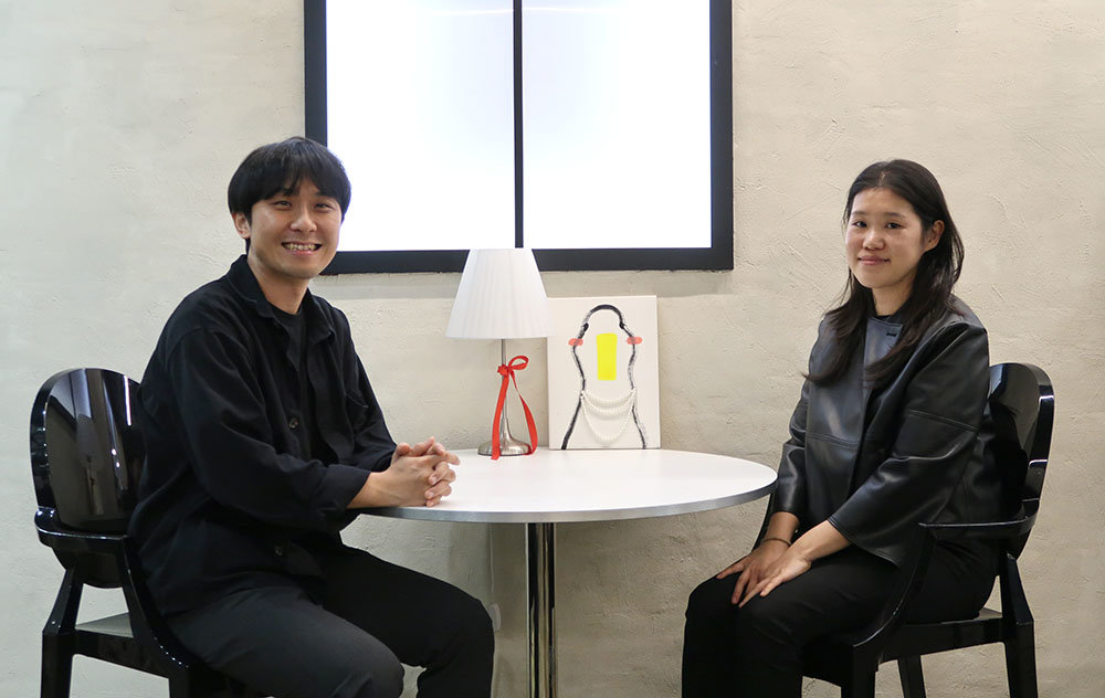 김용민 대표(좌)와 장문정 대표 / 출처=IT동아