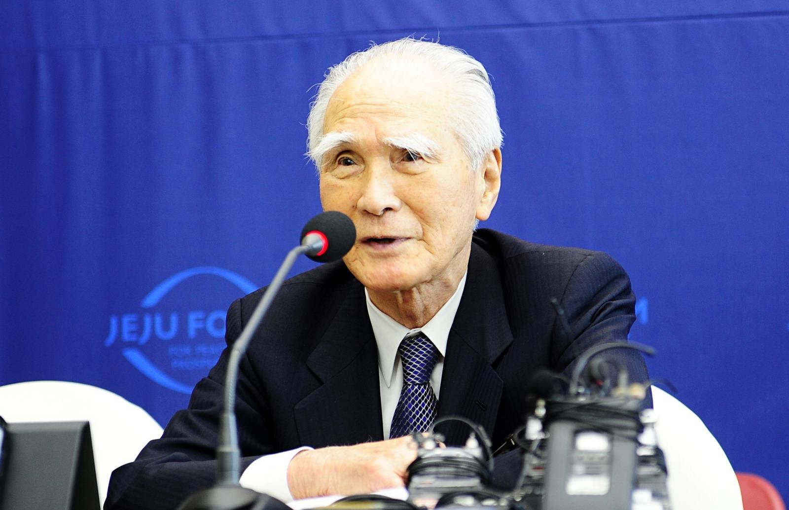 17일 별세한 무라야마 도미이치 전 일본 총리의 생전 모습. 뉴스1