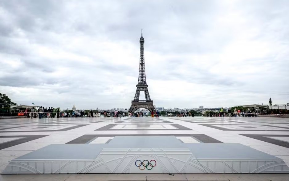 (에펠탑. 리몽드 갈무리)