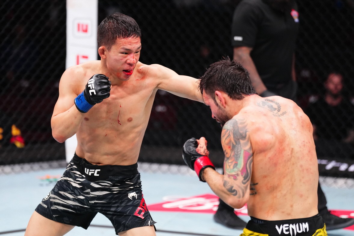 UFC 박현성, 브라질 실바에 서브미션 패배…랭킹 진입 또 실패