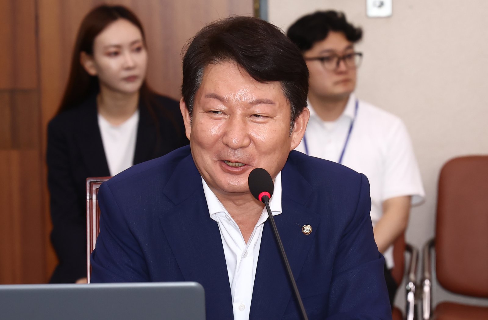 국회 국토교통위원회 국민의힘 간사로 선임된 권영진 의원이 3일 오후 서울 여의도 국회 국토교통위원회에서 열린 국토교통위원회 4차 전체회의에서 인사말을 하고 있다. 2024.7.3. 뉴스1