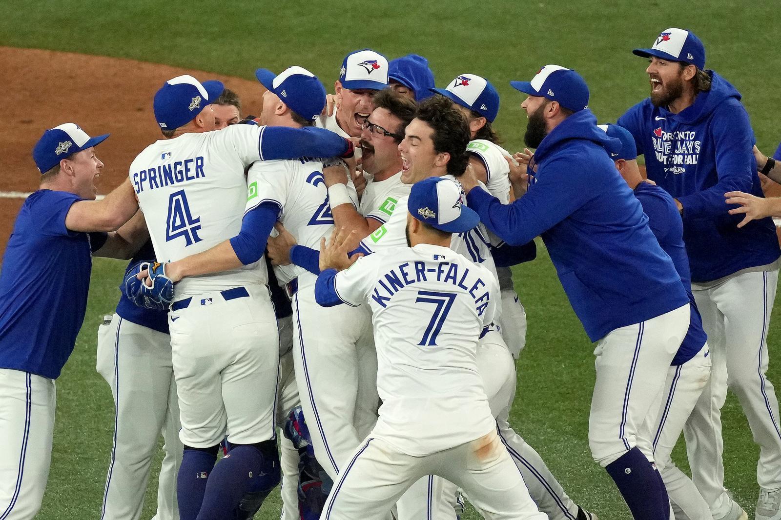 ‘류현진 시리즈’ 성사…토론토-다저스, 32년 만의 월드시리즈 격돌