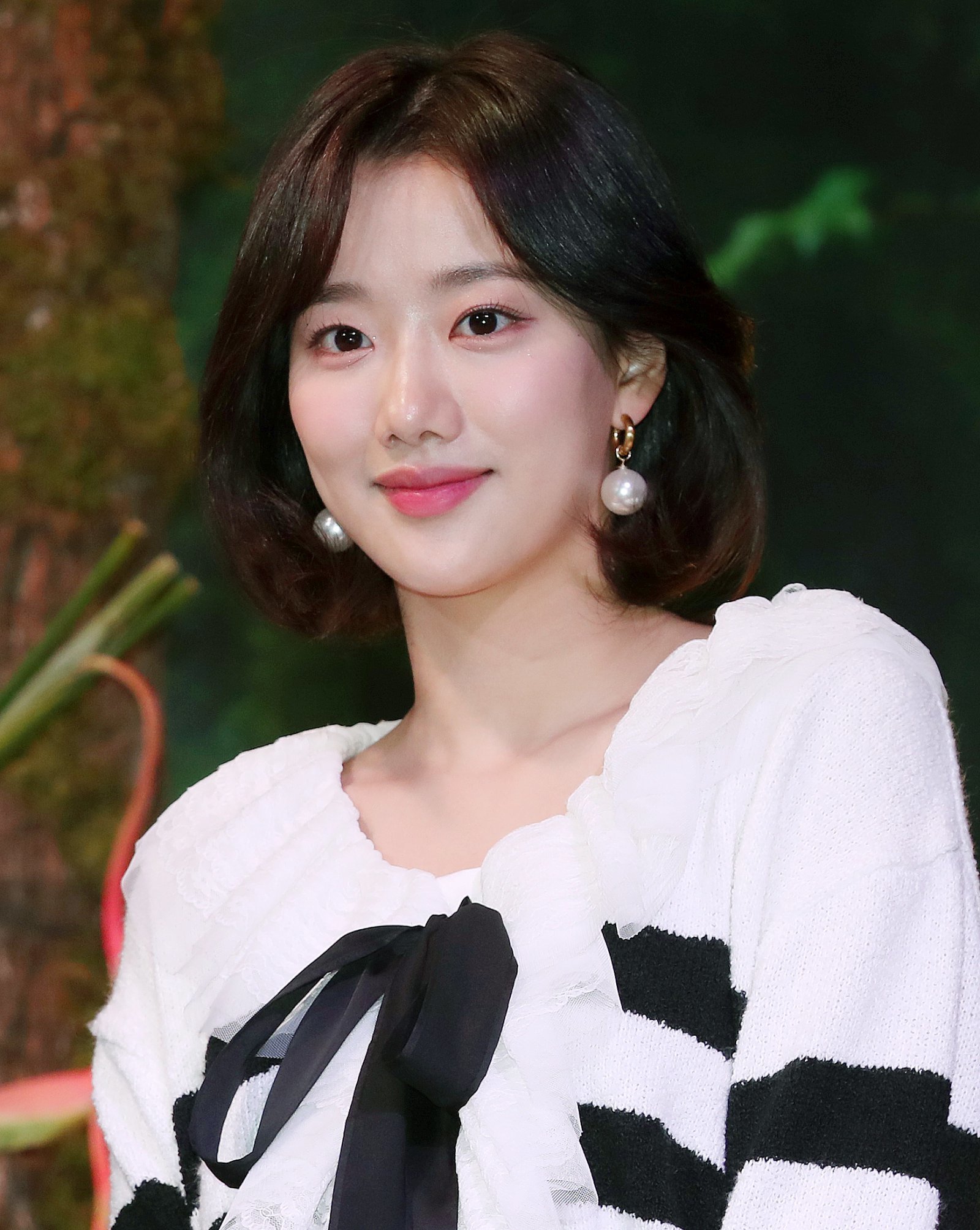 걸그룹 에이프릴 출신 이나은. News1