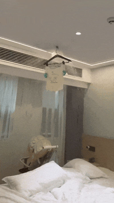 지난 7월에도 구이저우의 한 호텔에서 스프링클러가 파손돼 객실에 물이 쏟아졌다. 환구망