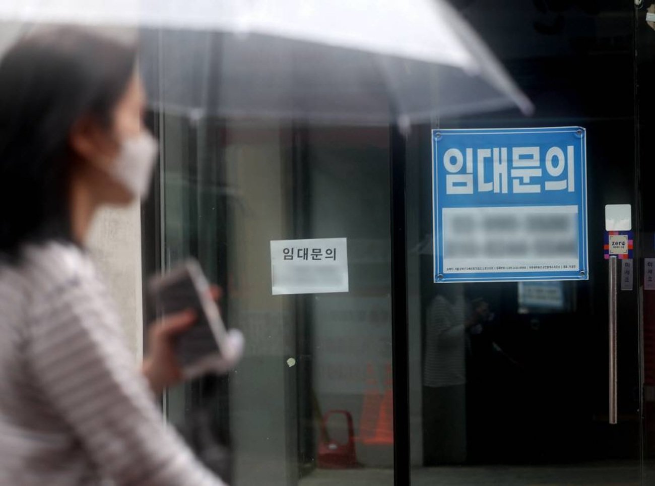 상가에 붙은 ‘임대문의’ 안내문. 인천은 자영업자 10명 중 7명이 월 100만원 미만, 2년 연속 폐업률 전국 1위를 기록했다. 사진=뉴시스