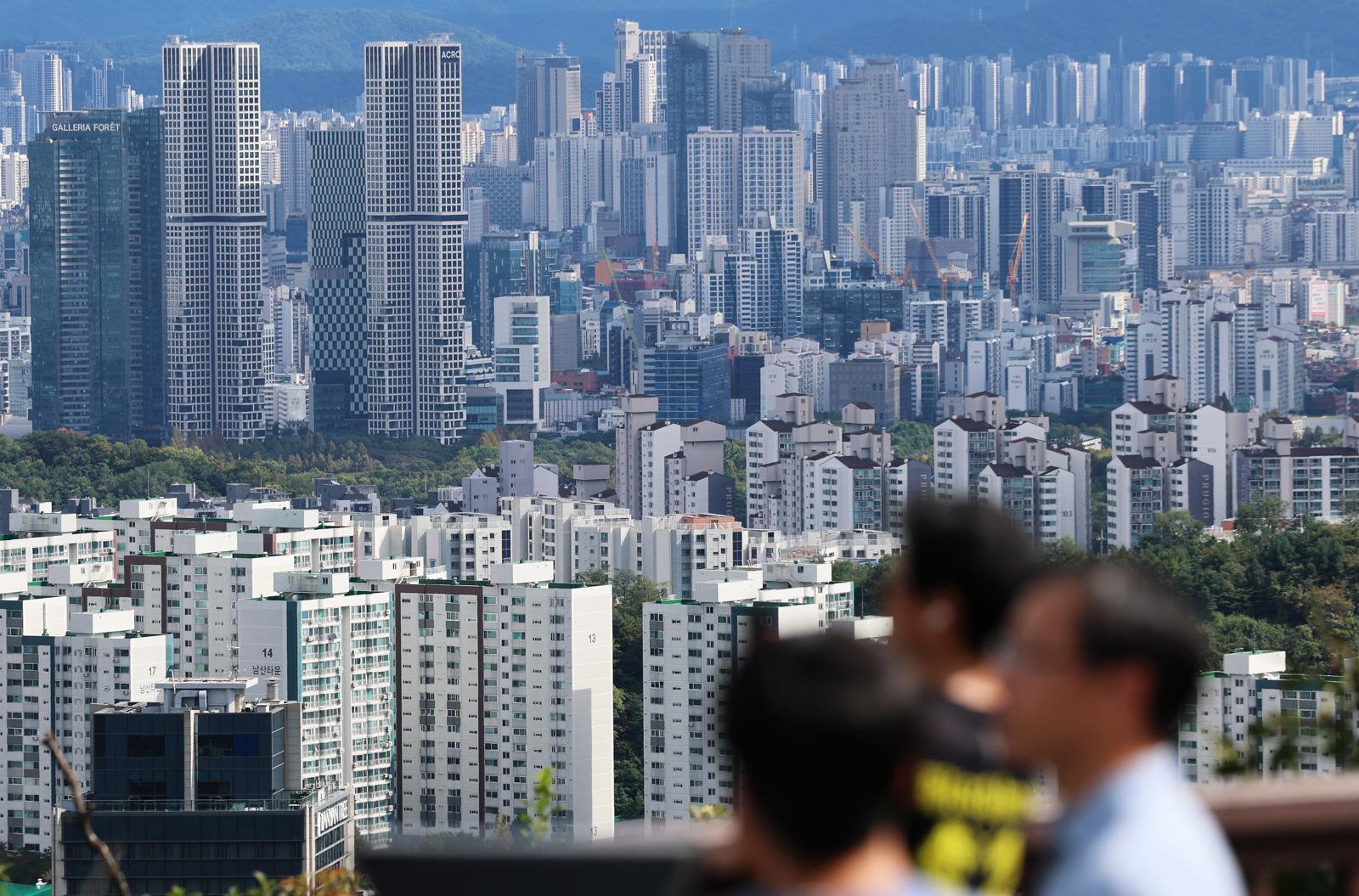 서울 남산에서 바라본 아파트 단지 모습. (자료사진) /뉴스1