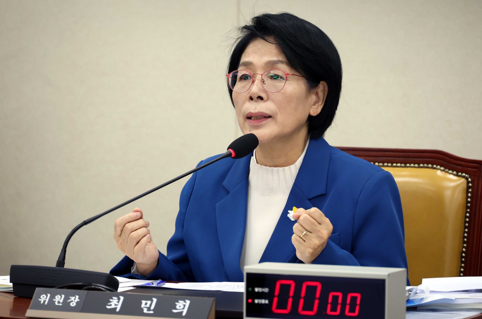 최민희 과방위원장이 23일 오전 서울 여의도 국회에서 열린 과학기술정보방송통신위원회 국정감사에서 발언을 하고 있다. 2025.10.23. [서울=뉴시스]