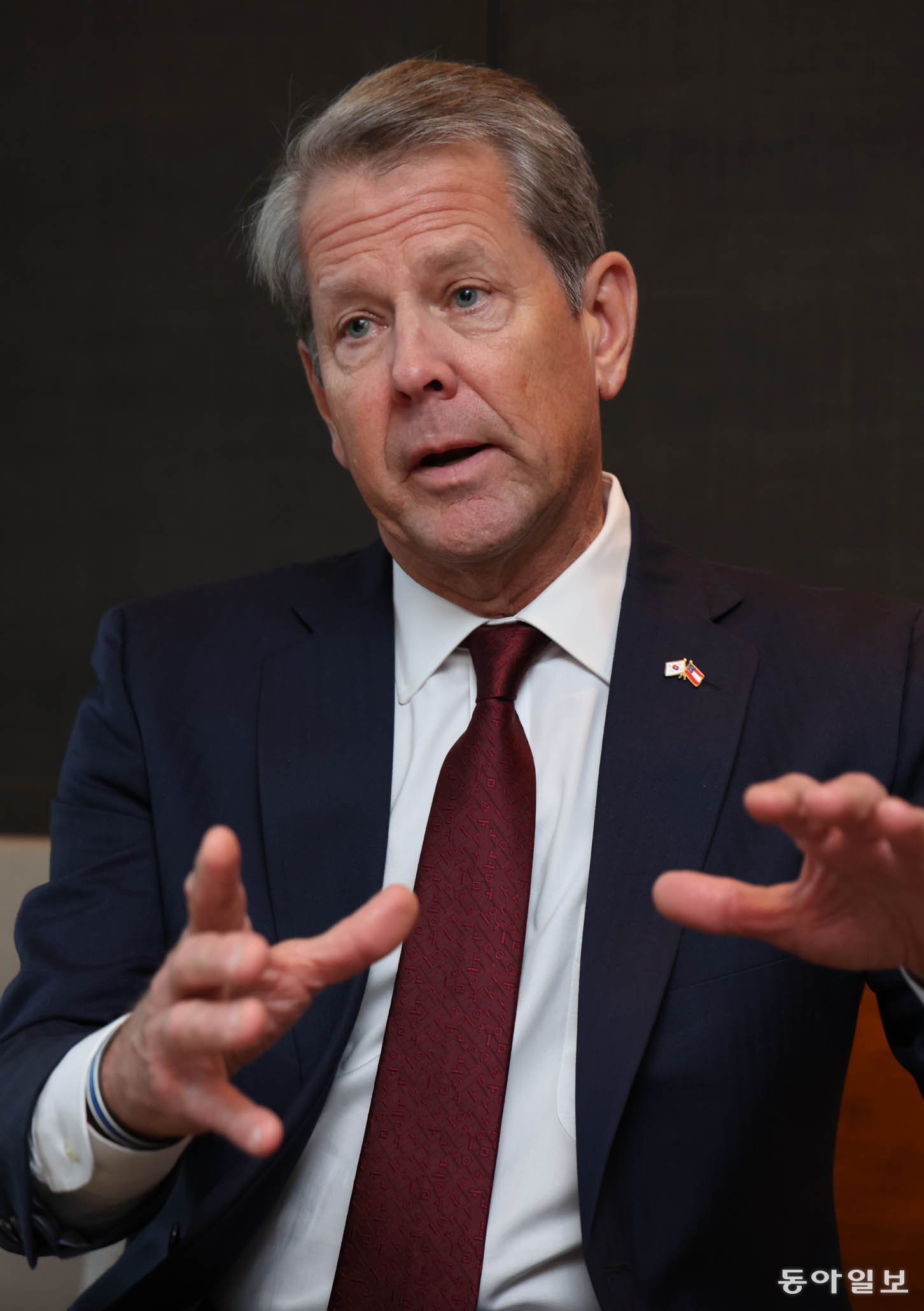 23일 서울 용산구 그랜드하얏트서울에서 만난 브라이언 켐프 미국 조지아 주지사는 “주지사 취임 이후 첫 해외 순방지가 한국이었을 만큼, 저와 조지아주에 있어 대한민국은 매우 특별한 파트너”라고 강조했다. 
전영한 기자 scoopjyh@donga.com