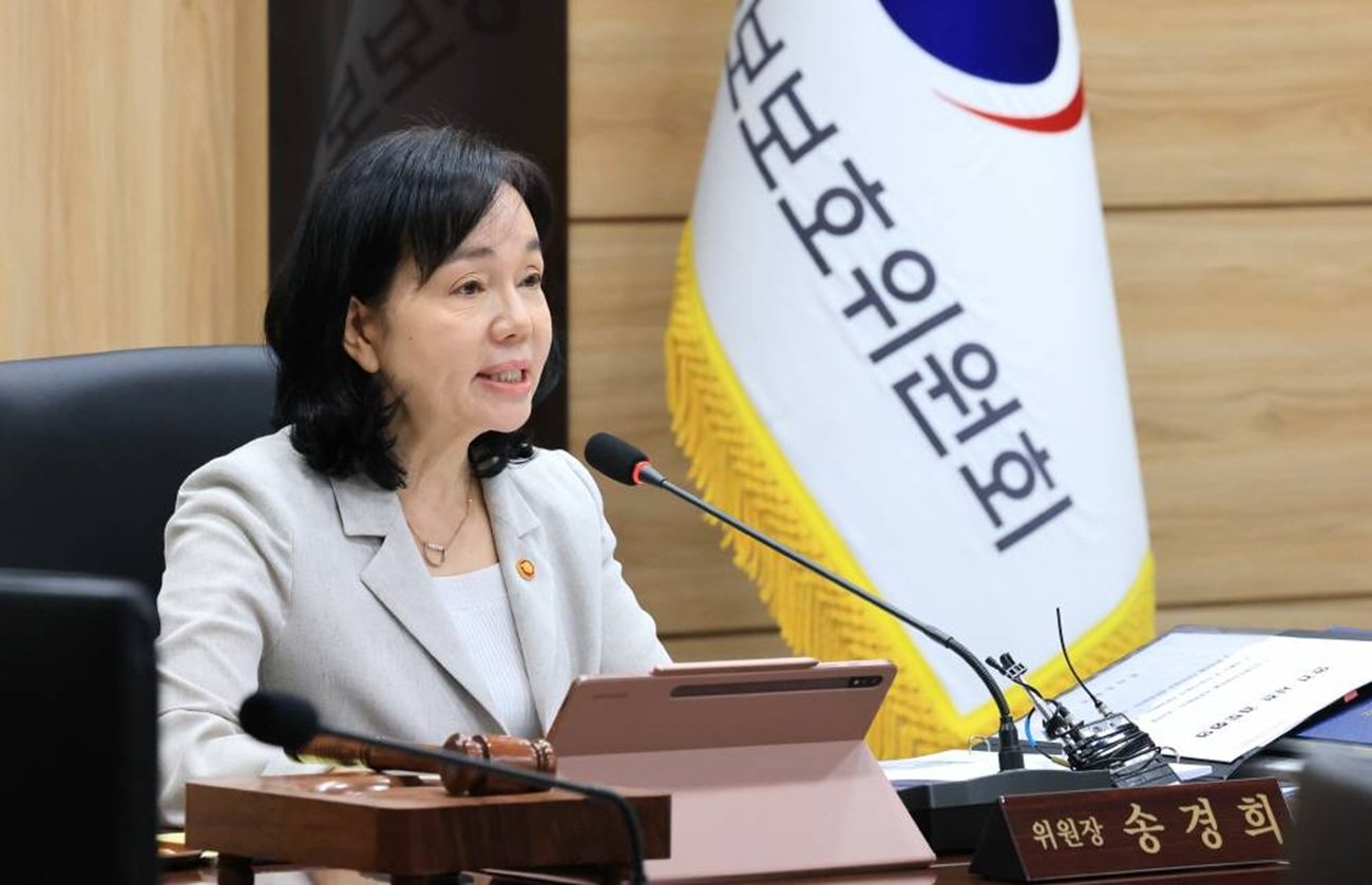 송경희 개인정보보호위원회 위원장이 22일 서울 종로구 정부서울청사에서 열린 제22회 전체회의에서 모두발언을 하고 있다. 사진=뉴스1