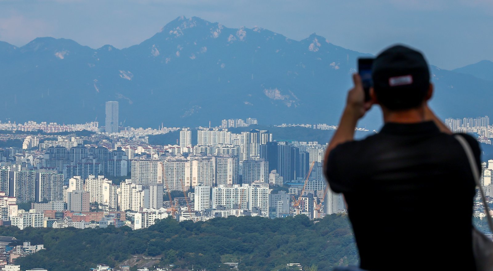 서울 중구 남산에서 바라본 아파트 단지. (자료사진) 뉴스1