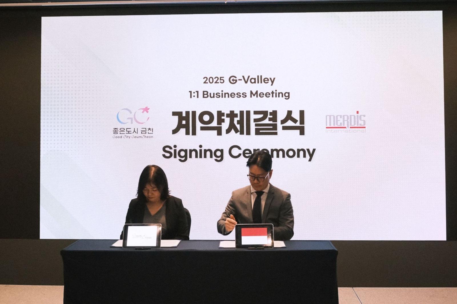 금천구청과 메르디스 인터내셔널이 해외 판로 지원을 위한 양해각서(MOU)를 체결했다 / 출처=SBA