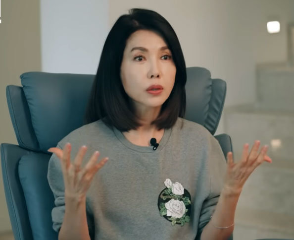 유튜브 채널 ‘지금 백지연’